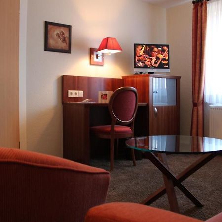 Buskes Hotel Steinfoerde Wietze Room photo