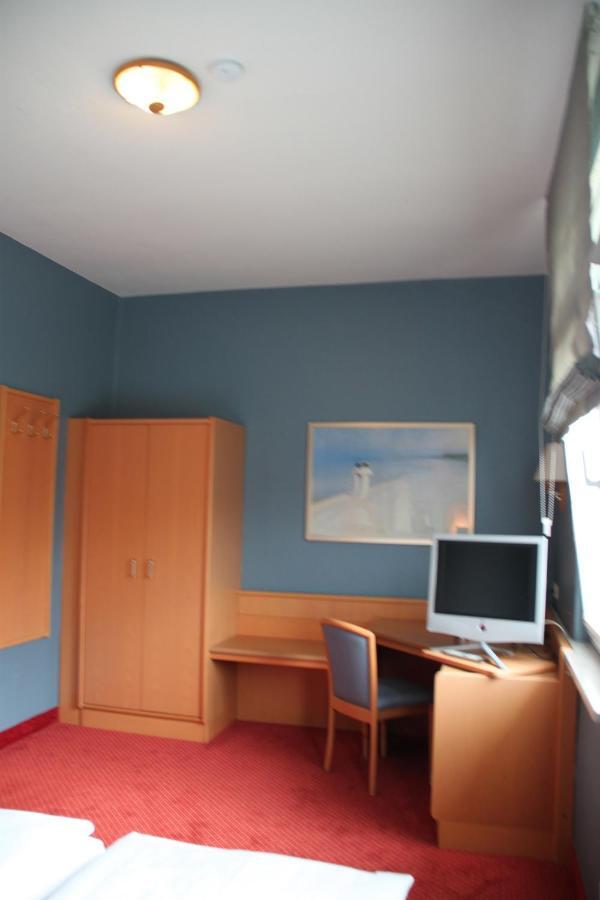 Buskes Hotel Steinfoerde Wietze Room photo